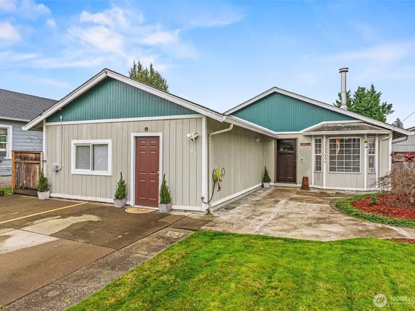 1102 S 11th Avenue, Kelso, WA 98626