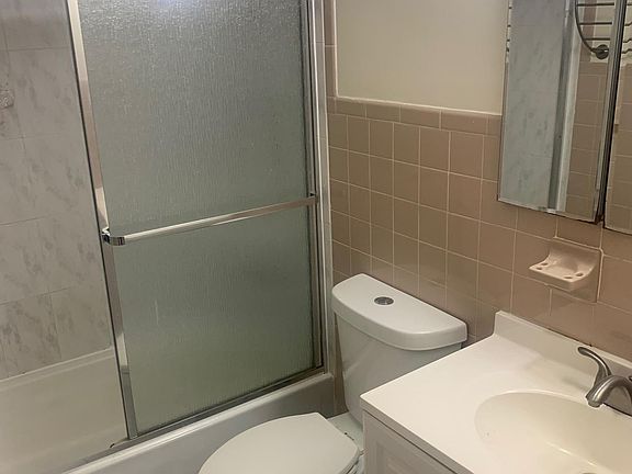4th image of 2739 E 23rd St #2