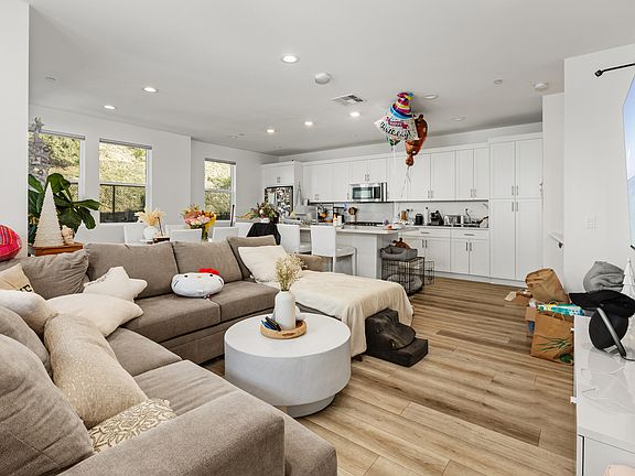 2nd image of 3068 Marquee Way