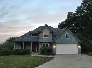 7935 E Chickory Ln, Coal City, IL 60416