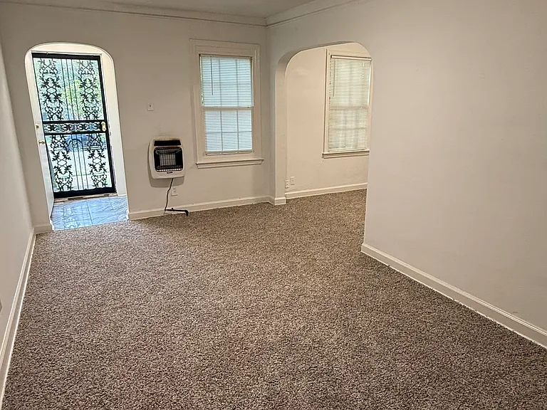2299 York Ave #2299 — Photo 2