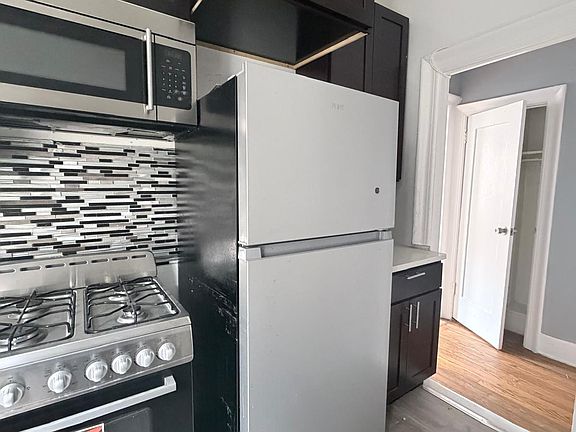 3rd image of 149 Zabriskie St #21E