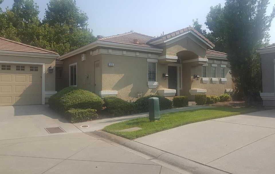 1st image of 325 Caples Dr
