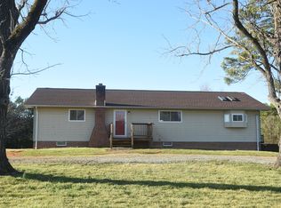 620 Doodlum Rd, Jarratt, VA 23867