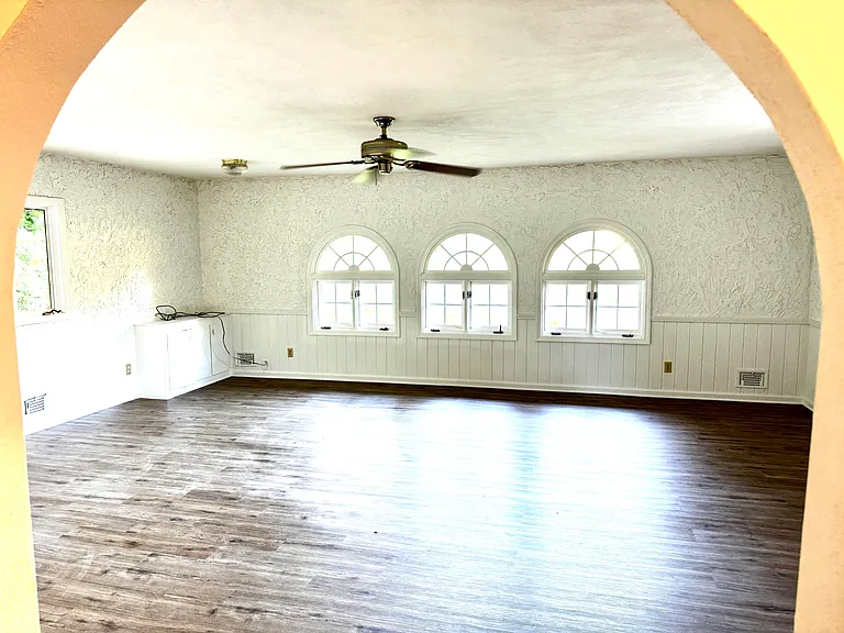 12610 Providence Rd — Photo 4