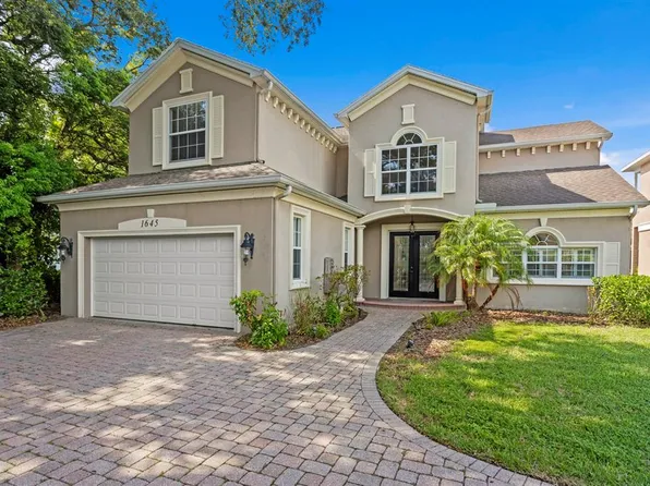 1645 Rosery Rd NE, Largo, FL 33771