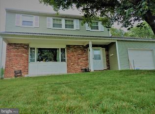 216 N Harrison Ave, Edgewater Park, NJ 08010