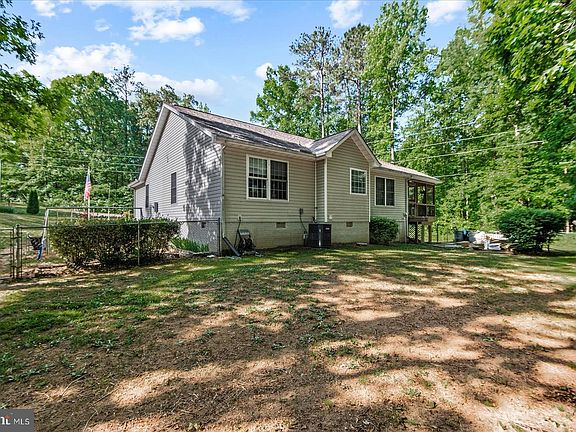 4th image of 281 Devon Dr