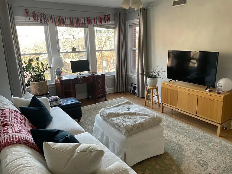2108 N Sheffield Ave #2&3 — Photo 9