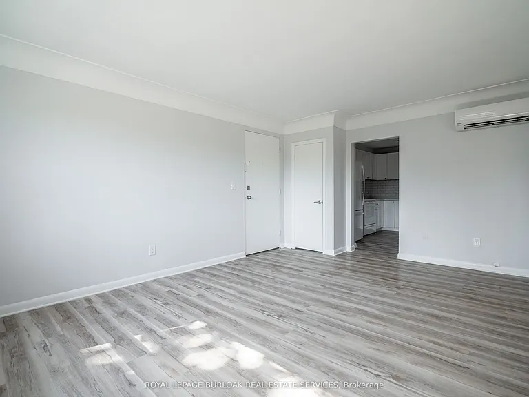 2161 Ghent Ave #7 — Photo 4