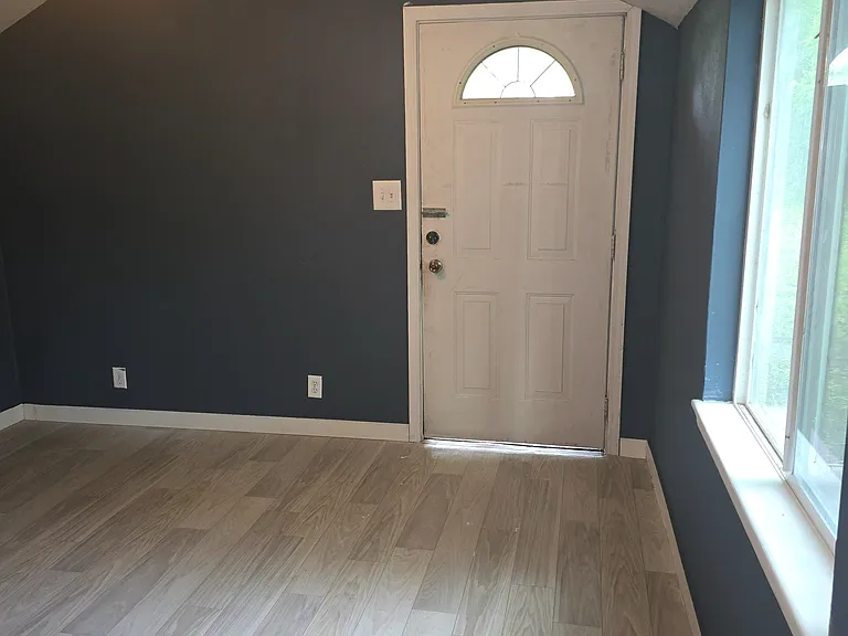 577 Main St — Photo 26