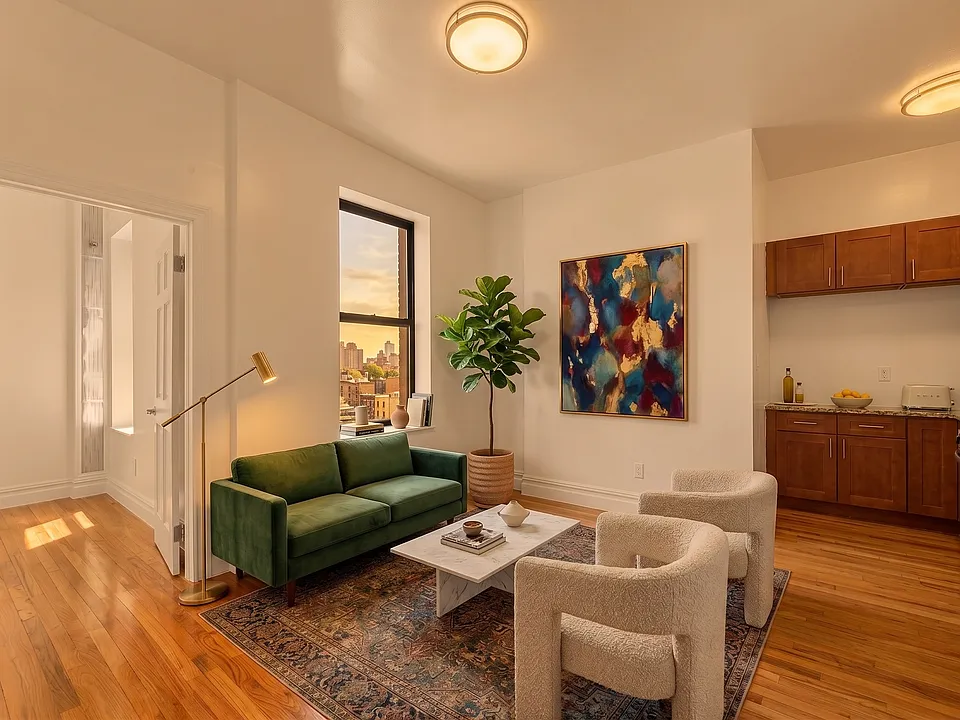 243 Henry St #20