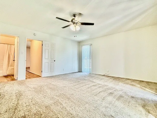 815 N Rose Ave #L8 — Photo 14