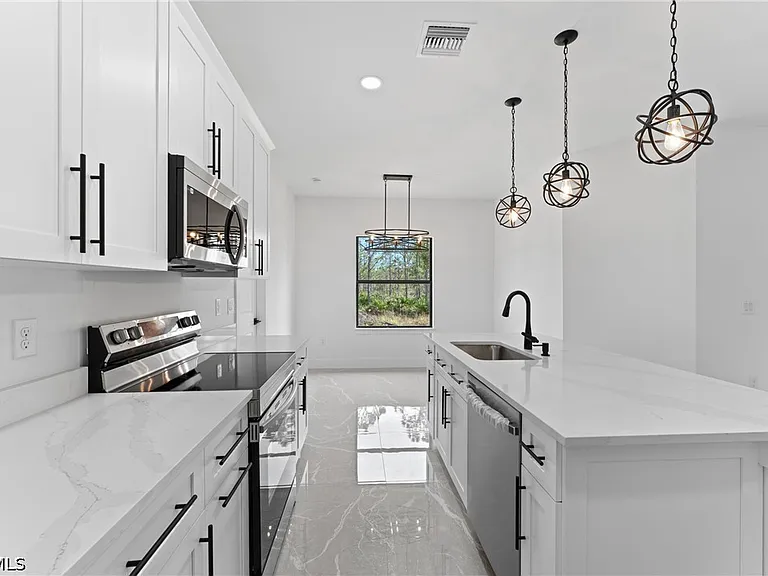 1024 Chauncey Ave — Photo 27