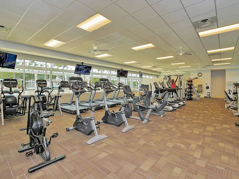 6119 Bartram Village Dr — Photo 46
