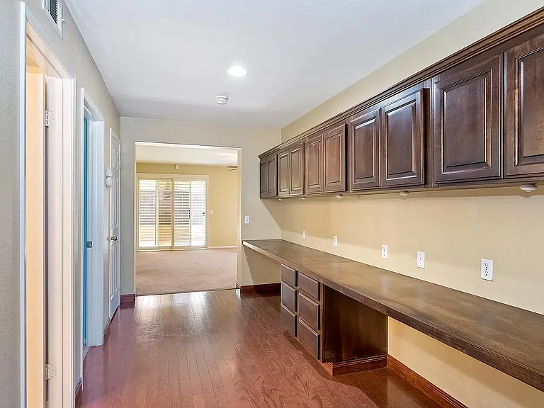 44401 Penbrook Ln — Photo 20