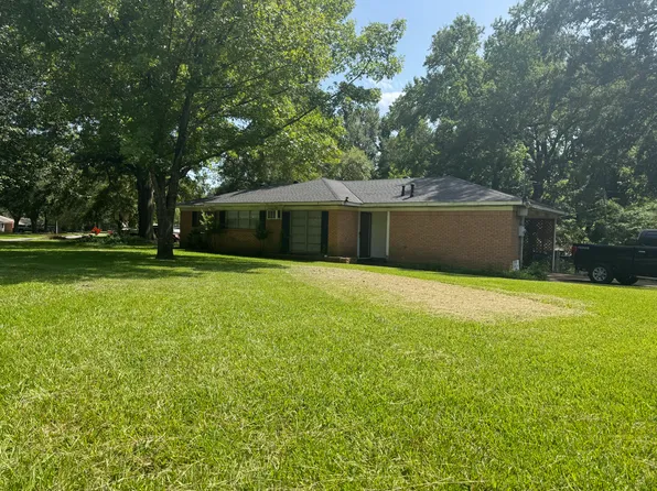 8900 Acacia Ln, Shreveport, LA 71118