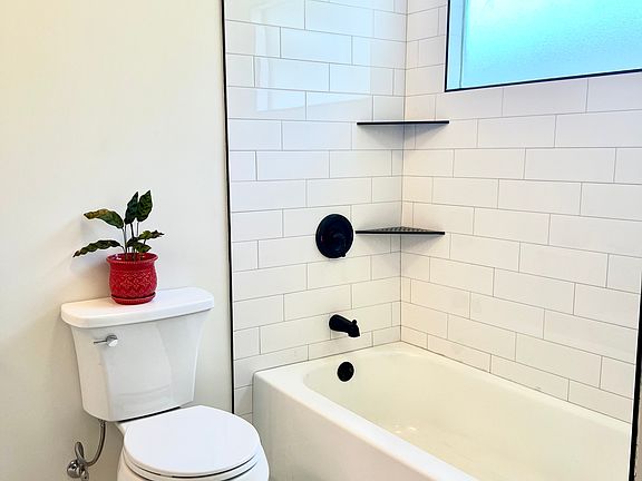 3rd image of 2701 E 5th Ave APT 2