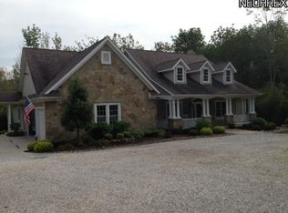 10951 Burlington Ridge Dr, Chardon, OH 44024