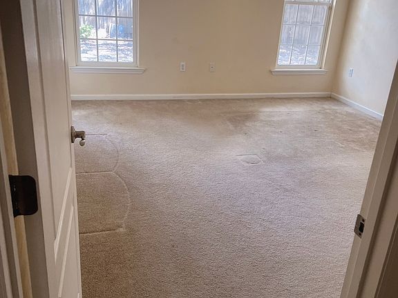 3rd image of 1650 NW 34th Ave