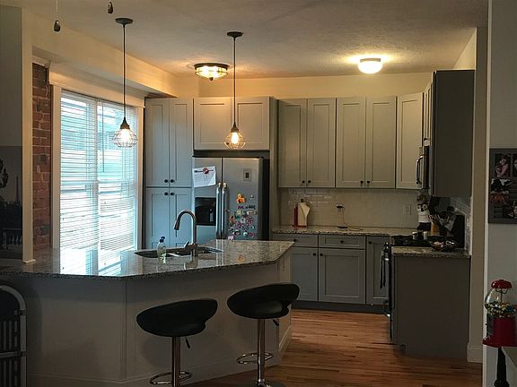 2nd image of 1614-1620 Clifton Ave #1614