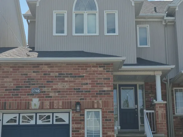 1768 Lamstone St, Innisfil, ON L9S 4W3