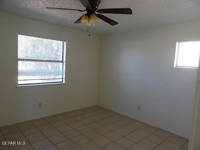 712 Arredondo Dr — Photo 9