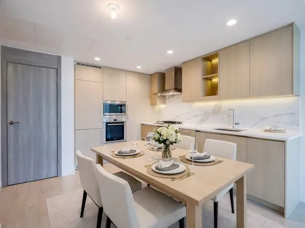 4880 Lougheed Hwy #2306, Burnaby, BC V5C 3Y6