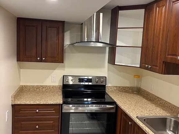 5th image of 346 English Mill Ct #Basement