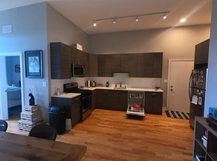 1355 N Milwaukee Ave #302, Chicago, IL 60622