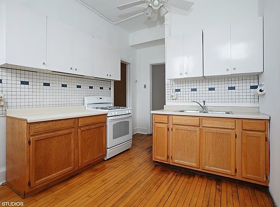 3rd image of 1846 N Damen Ave #3