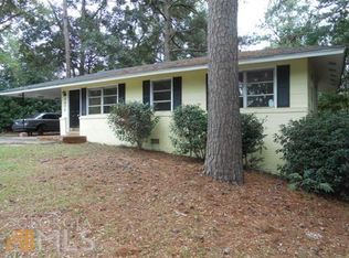 2424 S Groveland Cir, Macon, GA 31206