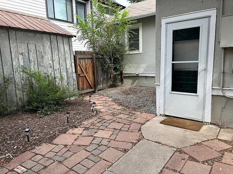 2295 S Franklin St — Photo 15