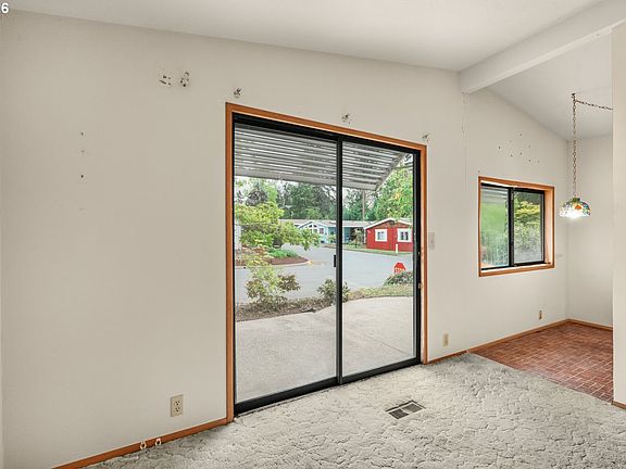 5th image of 100 SW 195th Ave Unit 90
