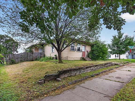 2nd image of 3700 N 6th St