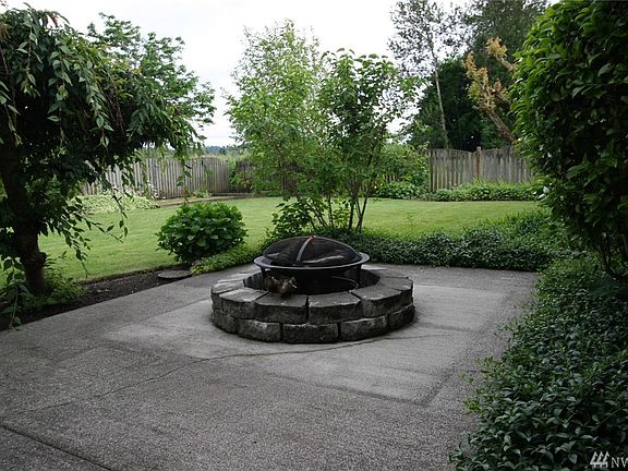 4th image of 15810 67th Street Ct E