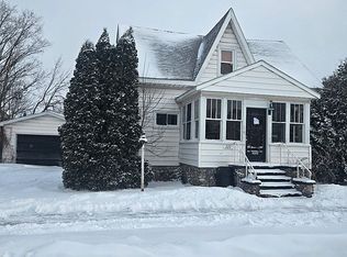 227 Saginaw St, Alpena, MI 49707