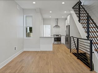 3035 Almond St, Philadelphia, PA 19134