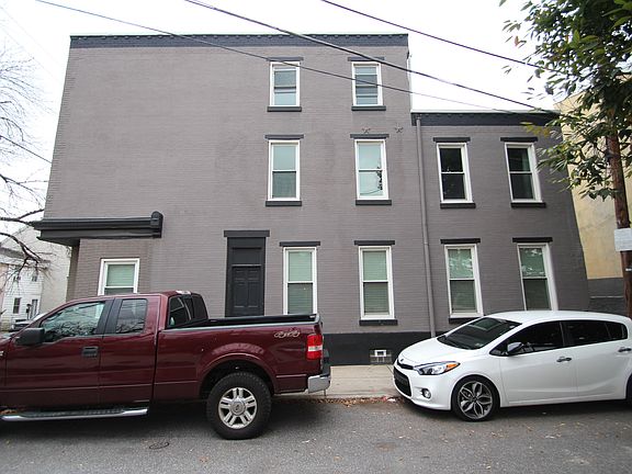 4th image of 1341 E Columbia Ave