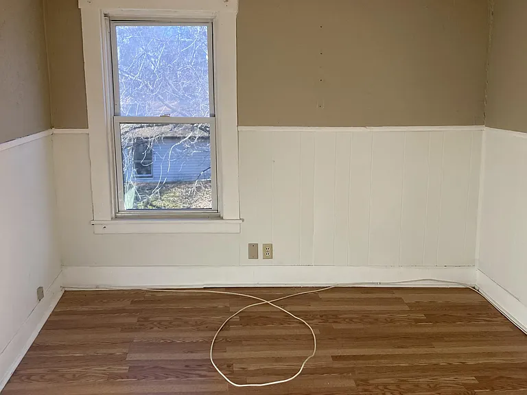 268 Pleasant St #8 — Photo 1