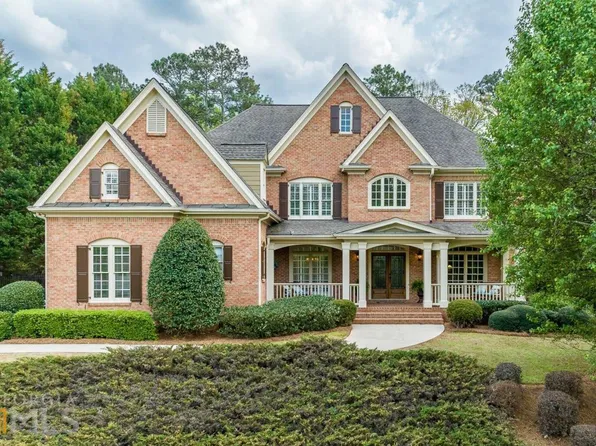 170 White Columns Dr, Milton, GA 30004