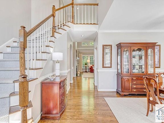 3rd image of 50 Staffordshire Cir