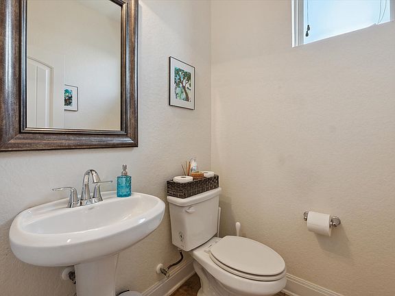 5th image of 1614 Sun Canyon Blvd