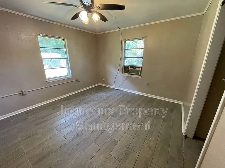 2405 Saint Landry Ave — Photo 4