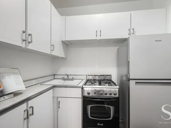 311 East 71st Street image 5 of 5