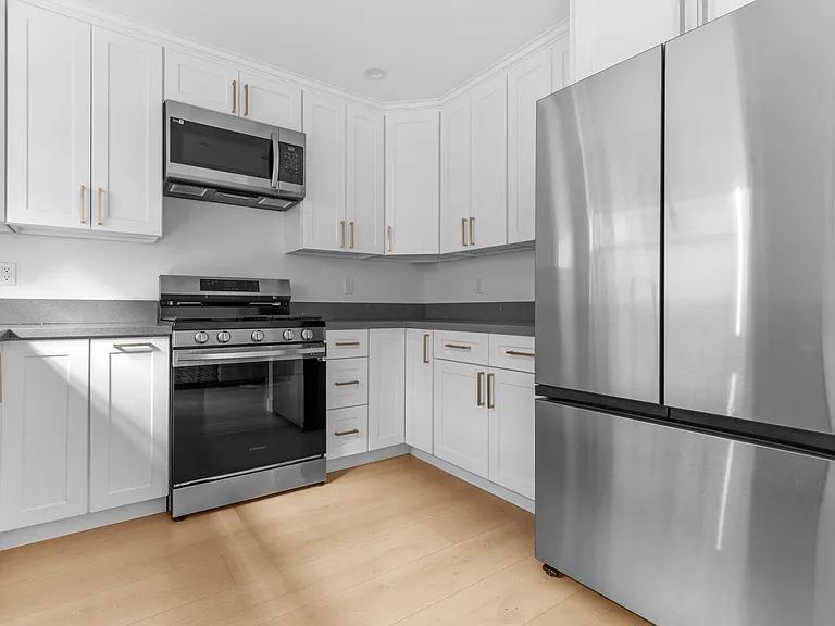 360 Burchett St #6 — Photo 42