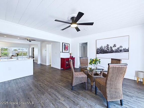 5th image of 1747 Wavecrest St #1747
