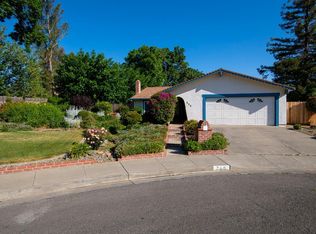 740 Devonshire Ct, Dixon, CA 95620