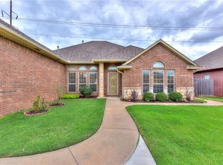 16312 Petaluma Pl, Edmond, OK 73013