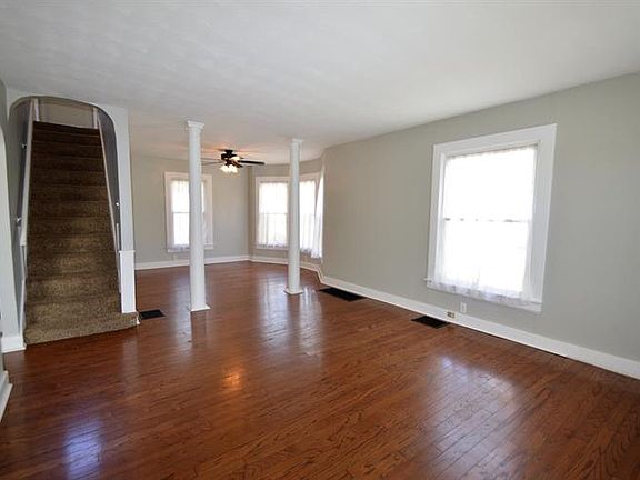 5th image of 5923 Six Mile Ln